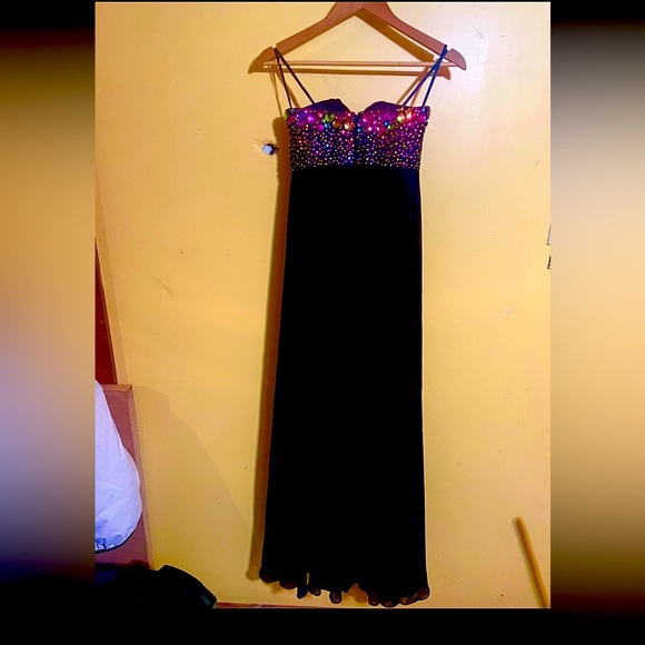 Prom dress size 2 - Picture 3 of 4